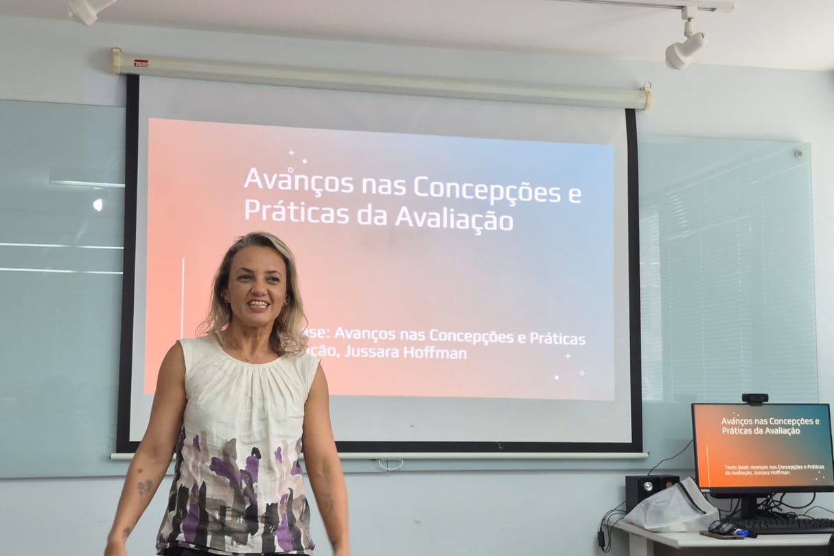 FPCS promove capacitação docente sobre avaliação da aprendizagem no ensino superior